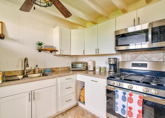 New - Pineapple Loft - Entire House Downtown Hilo With Ac